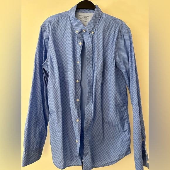 Luxe poplin casual button down - great condition - Banana Republic - Picture 1 of 2